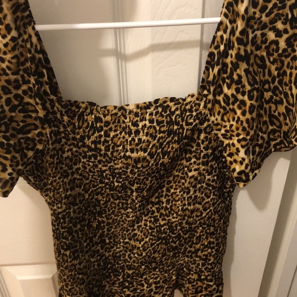 Jessica Simpson sexy top - Picture 12 of 15